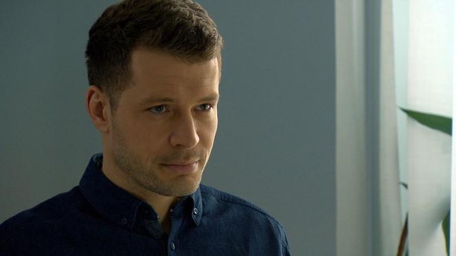 Dlaczego Andrzej Młynarczyk odchodzi z M jak miłość? Tomek umrze