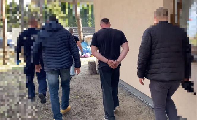 Szaleniec z Zielonki złapany. Już nikogo igłą nie ukłuje. Do akcji wkroczyli antyterroryści