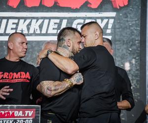 Wielki hit Popek - Adamek na gołe pięści?! Gorący face to face przed GROMDA 9, tajemnicze słowa