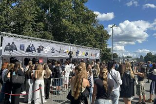 Ceny merchu na koncercie Kendricka Lamara. Tyle trzeba zapłacić za koszulki, bluzy i inne gadżety