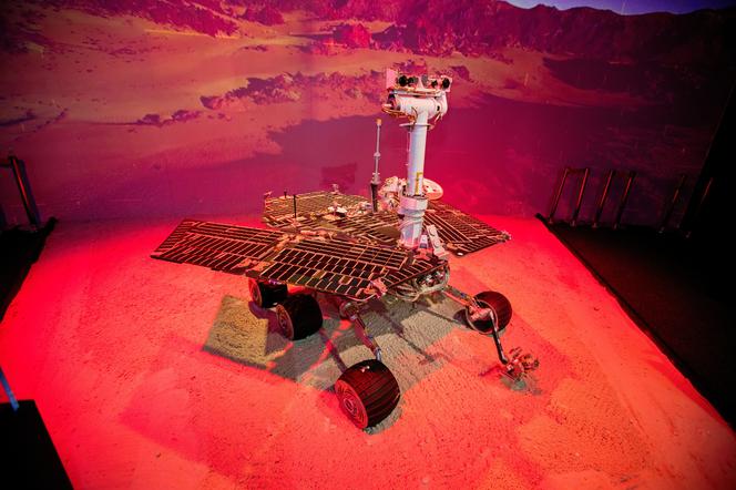 „COSMOS DISCOVERY Space Exhibition” – fascynująca kosmiczna wystawa z eksponatami NASA