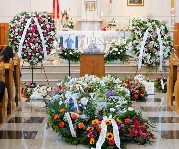 Żałobnicy spełnili ostatnie życzenie Tomasza Jakubiaka