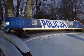Śmiertelny wypadek w Łódzkiem. Mężczyzna stracił panowanie nad pojazdem i uderzył w drzewo