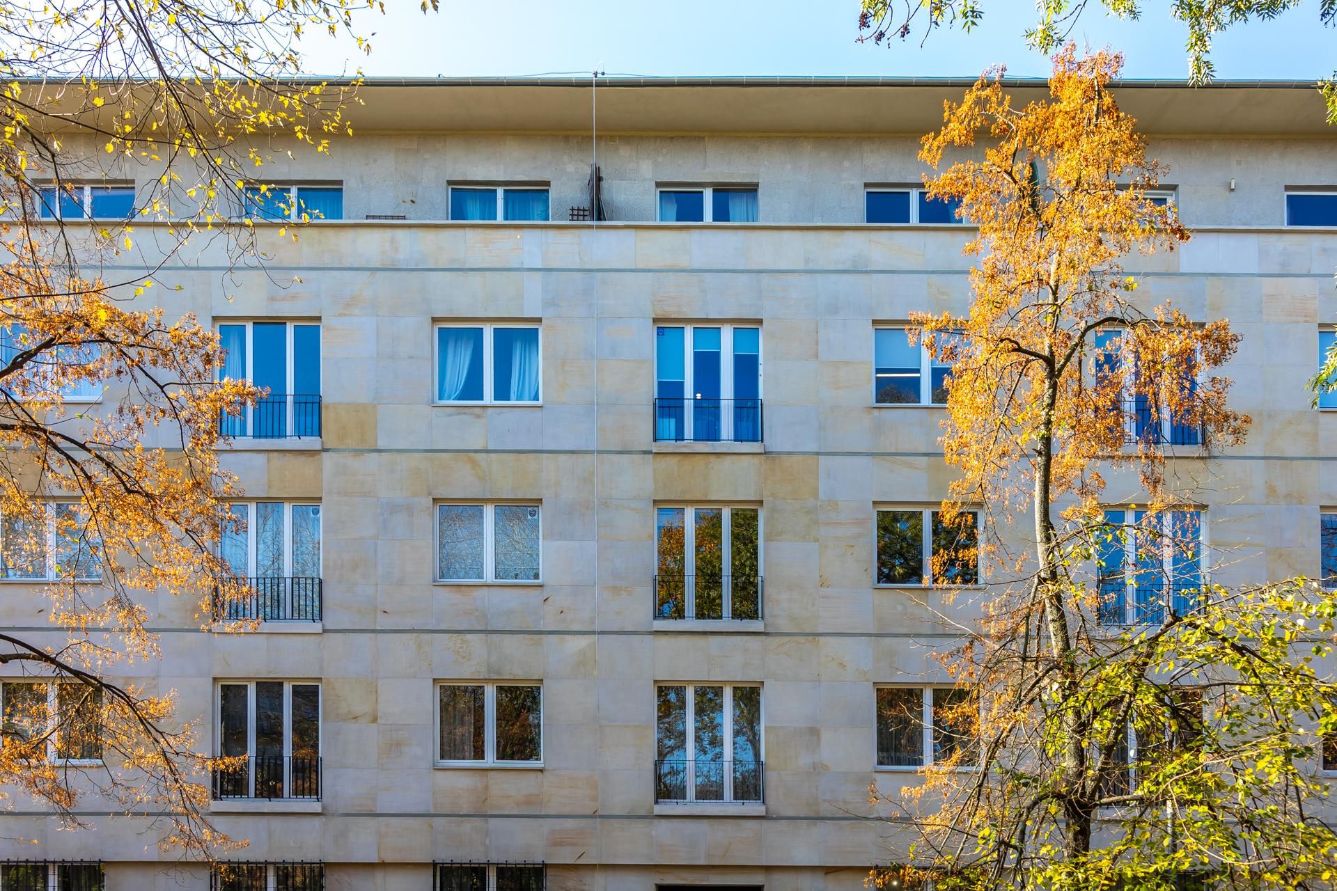 Kamienica na ul. Konopnickiej 5 w Warszawie