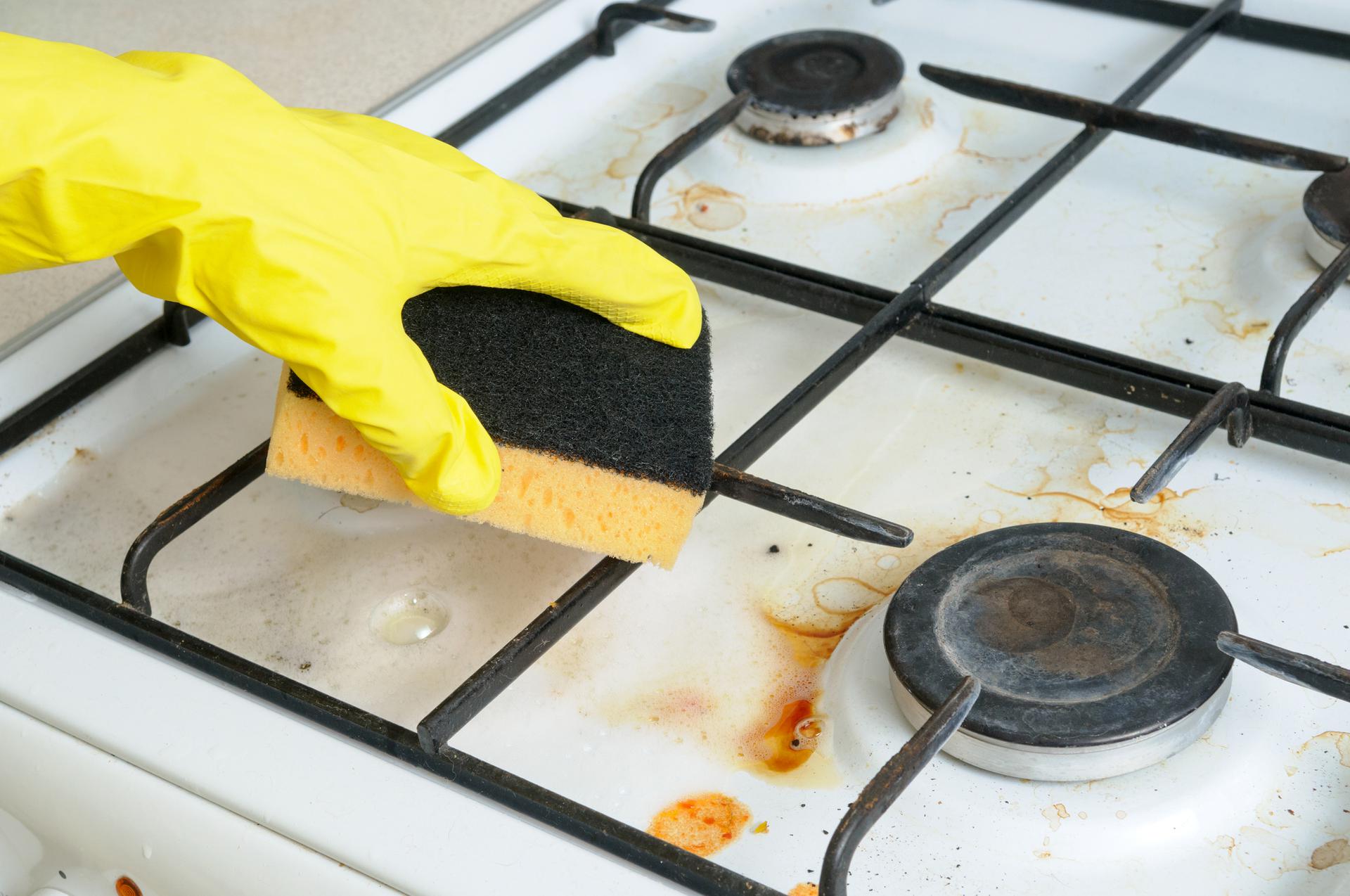 Чистить кухню от жира