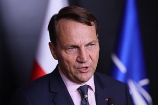 Sikorski spotkał się z Zełenskim w Kijowie. Polska i Ukraina zacieśniają współpracę obronną. Chodzi m.in. o drony