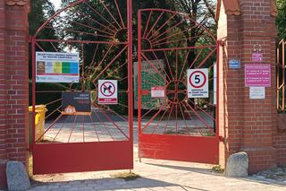 To już prawie 30 lat. Agnieszka Kotlarska zginęła na oczach dziecka. Tak po latach wygląda grób Miss Polski z Wrocławia [ZDJĘCIA]