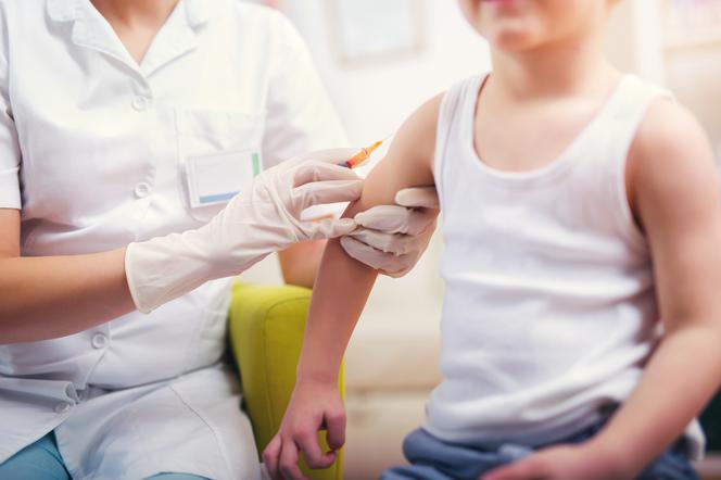 Szczepionka na grypę dla dzieci - rodzaje, działanie, przeciwwskazania
