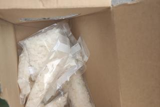 Auto ostrzelane na stacji benzynowej! Kierowca chronił wartościowy ładunek