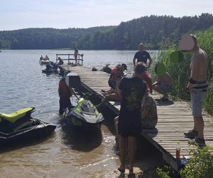  Chwila nieuwagi i złamana noga na jeziorze Lubniewsko