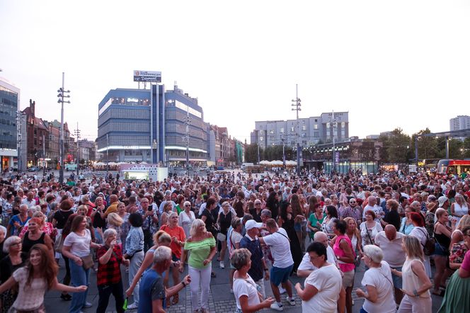 Potańcówka na Rynku w Katowicach 16 sierpnia 2025