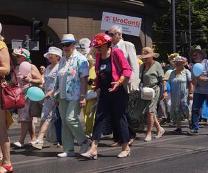 Radosna Parada Kapeluszowa 2023 przeszła ulicami Bydgoszczy! [ZDJĘCIA]