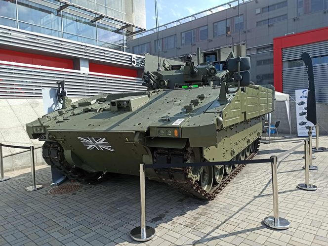 Brytyjska Armia osiąga kluczowy etap. Pojazdy Ajax ze wstępną gotowością operacyjną