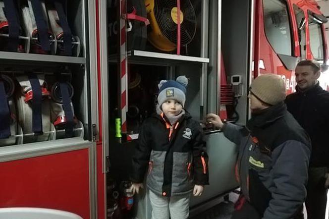 Podlascy strażacy spełnili marzenie małego Filipa