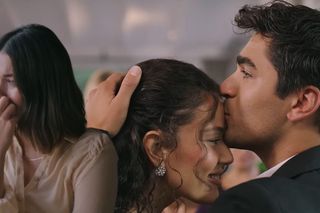 Zaręczyny Ferita i Diyary w serialu Złoty chłopak