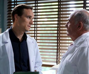 M jak miłość odc. 1879. Olek (Maurycy Popiel), Jerzy Argasiński (Karol Strasburger)