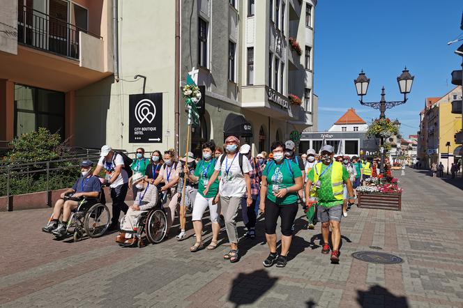 Pielgrzymi wyruszyli do Otynia