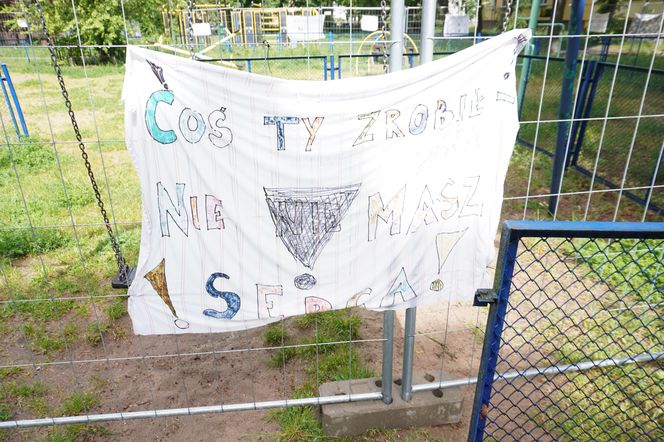 Ogrodzony plac zabaw na Winogradach