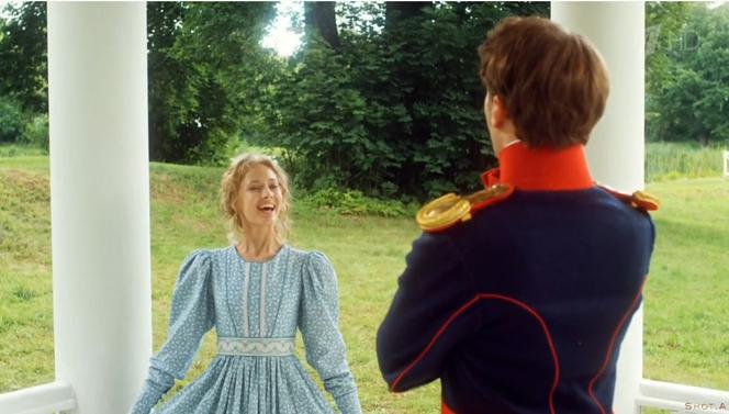 	Cena wolności. Polina (Tatjana Babienkowa), Dymitr (Artem Kryłow)