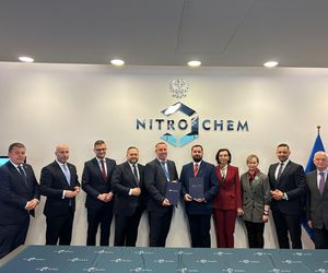 Bydgoscy studenci będą mieli praktyki w ważnej firmie zbrojeniowej. Nitro-Chem współpracuje z Politechniką Bydgoską