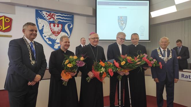 Czterech duchownych otrzymało medale Za zasługi dla Koszalina”