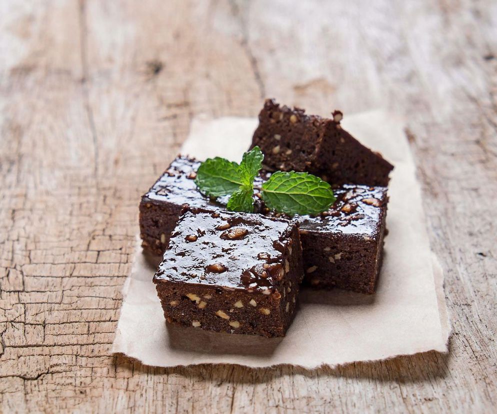 czekoladowe ciasto owsiane bez pieczenia