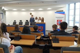 Debaty siedleckiej młodzieży ze szkół podstawowych i średnich odbyły się w ramach kampanii profilaktycznej Widzę Rozmawiam Reaguję 2025