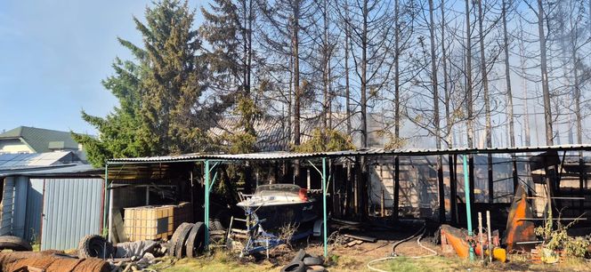 Pożar hal produkyjnych w Siarzewie