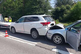 Efekt domina! 5 aut zderzyło się w Wąchocku, są poszkodowani