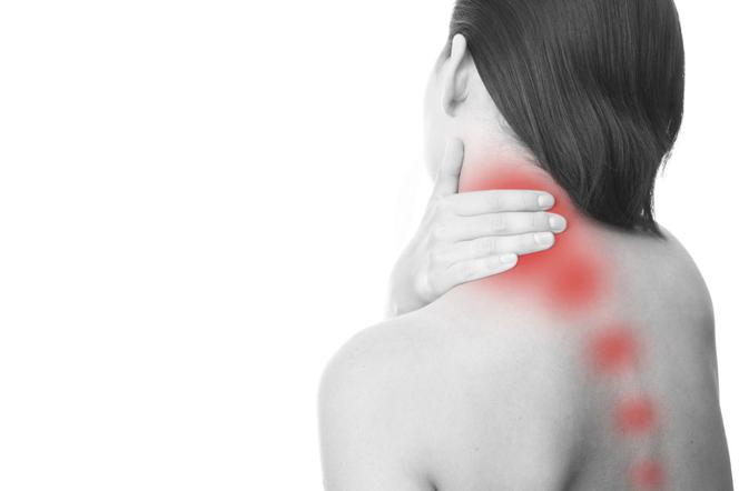 Kręcz szyi - przyczyny, objawy, leczenie i rehabilitacja