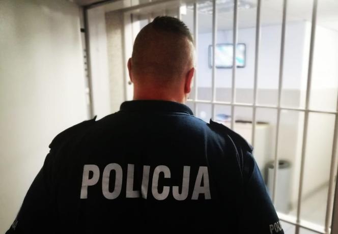 Poszukiwany czerwoną notą Interpolu gangster ze Śląska przetransportowany do Polski