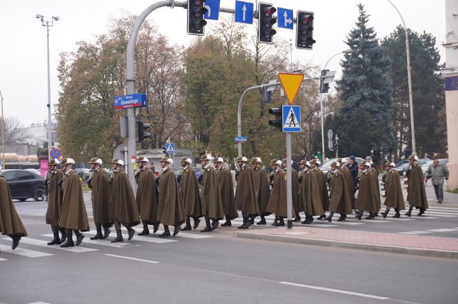  Uroczystości pod pomnikiem Józefa Piłsudskiego w Rzeszowie 