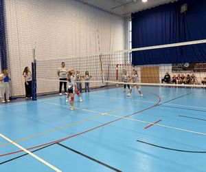 Siatkarski turniej z okazji Święta Niepodległości w Grudziądzu