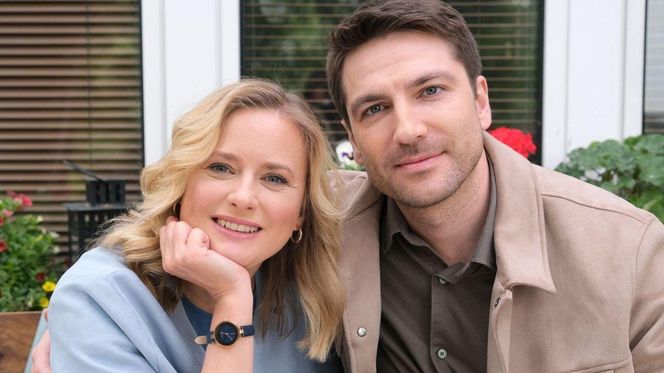 M jak miłość odc. 1881. Julia (Marta Chodorowska), Dima (Michał Pszeniczny)