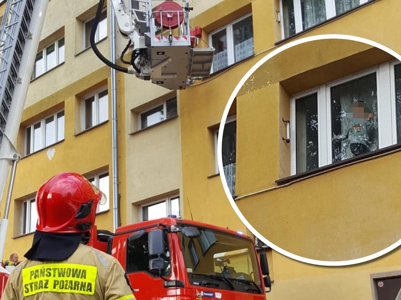 O włos od tragedii w Szczecinku! Małe dziecko stało na parapecie!