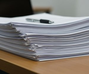 Oświadczenie majątkowe prezydenta Nawrockiego. Co tak naprawdę ujawniono po miesiącach ciszy?