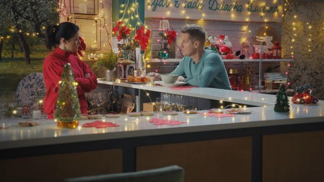 M jak miłość, odc. 1852: Kinga (Katarzyna Cichopek), Paweł (Rafał Mroczek)