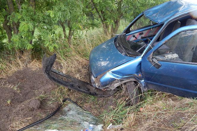 Tragiczny wypadek w Kujawsko-Pomorskiem! Zginął kierowca fiata