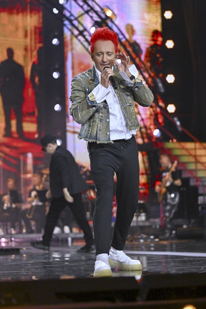 Michał Wiśniewski jak diwa! Na jubileusz Ich Troje przygotował aż 10 kreacji