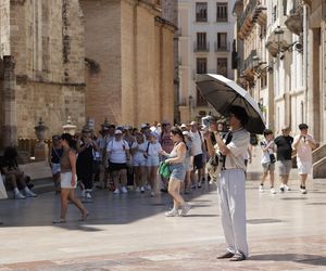 Fala upałów w Europie! Centra chłodzenia powstają w miastach