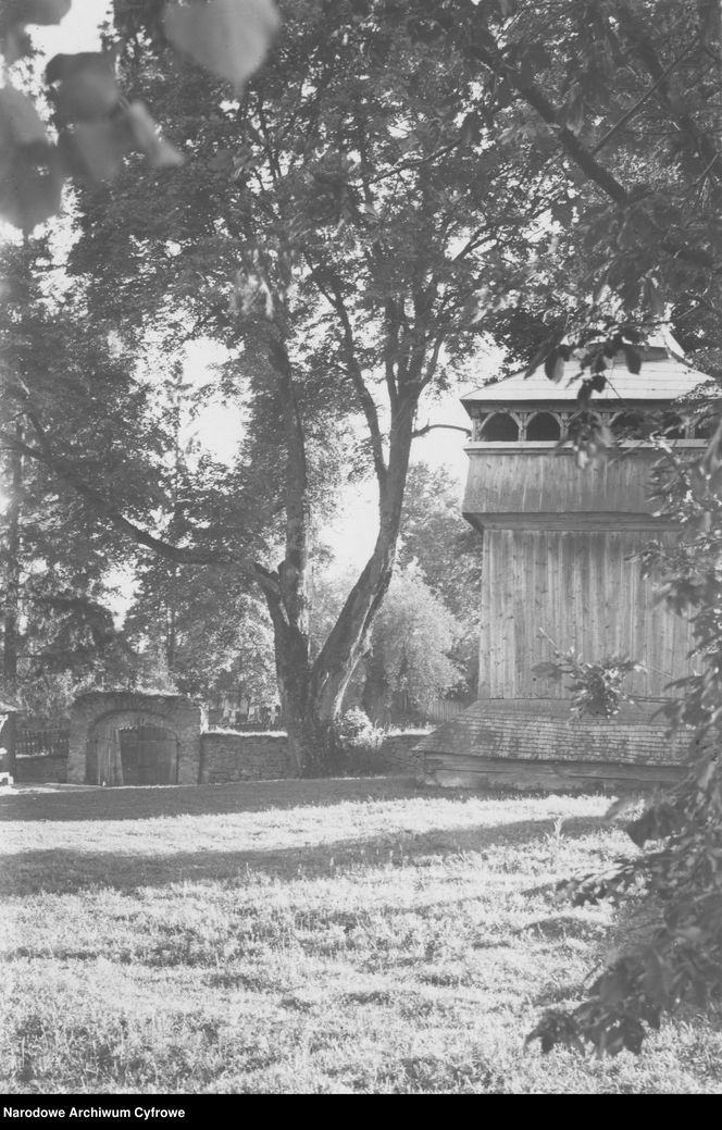 Drewniana cerkiew św. Paraskewy z XVI wieku w Radrużu