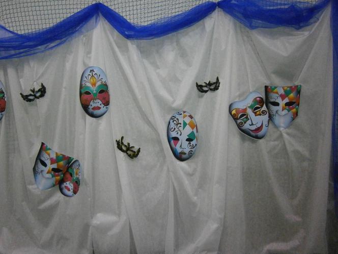 Studniówka w liceum Poniatowskiego