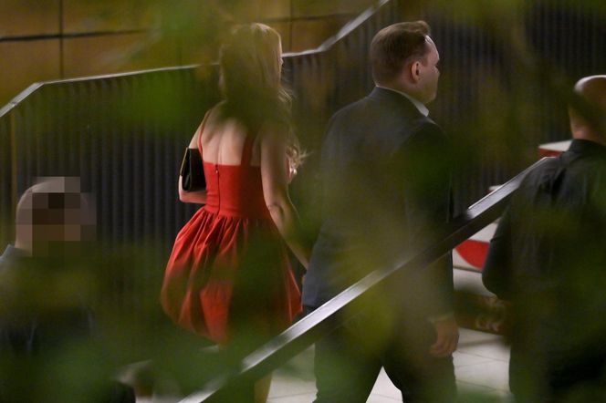 Joanna Krupa w objęciach Dominika Tarczyńskiego.