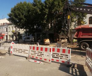 Remont ul. Piłsudskiego w Siedlcach, natrafiono na ciekawe znalezisko