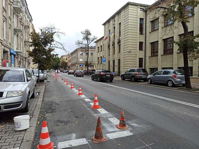 Zamiast aut będą tu rośliny. Zaczyna się mały remont na ul. Chopina w Lublinie