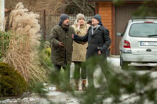 Barwy szczęścia, odcinek 2653. Aldona (Elżbieta Romanowska), Borys (Jakub Wieczorek), Kuczma (Arkadiusz Nader)