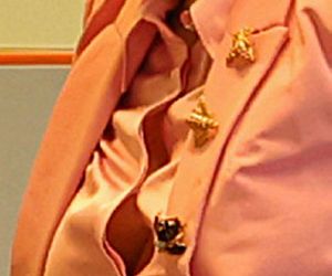 Anna Mucha z rodziną na lotnisku