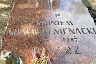 Grób Zbigniewa Nienackiego