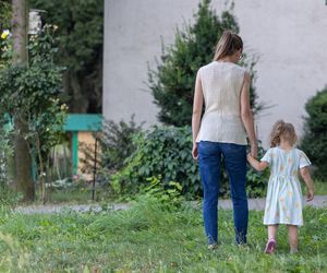 Muszę ukrywać się z córką przed mężem