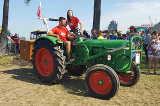Festiwal starych ciągników w Wilkowicach. Setki maszyn, tysiące widzów i upał